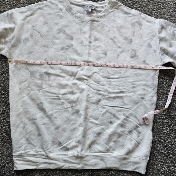 Athleta balance pullover floral, small - Picture 6 of 6